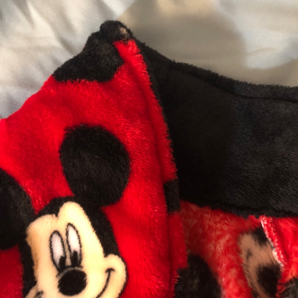 Disney Mickey Plush Bathrobe - Picture 6 of 10